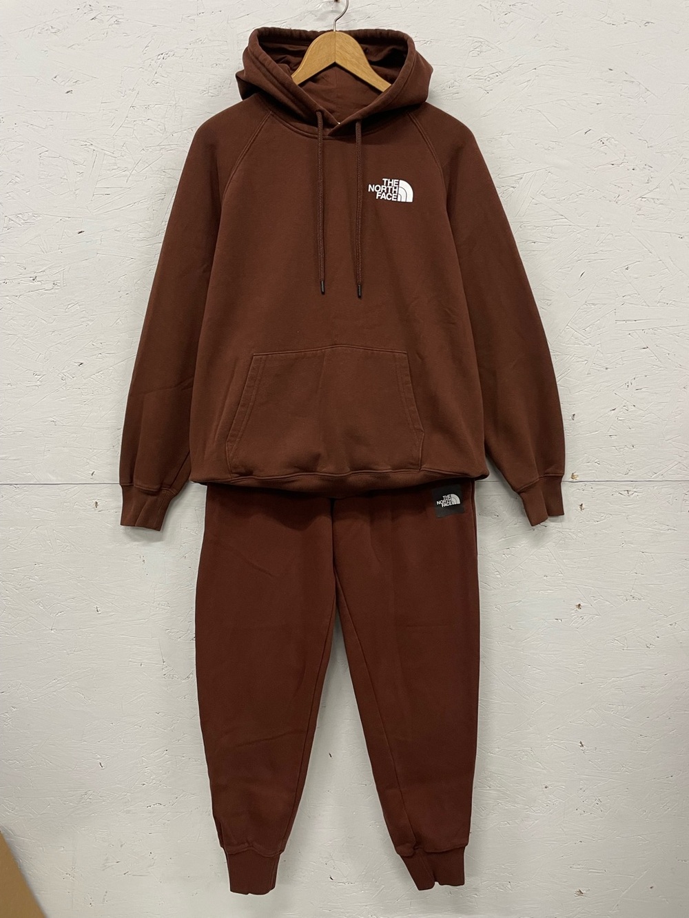 The North Face Two-Piece Fleece Tracksuit, Hoodie (L)/Pants (S), Dark Brown
